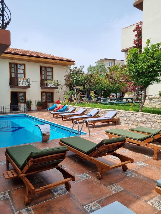 Sezgin Boutique Hotel Κουσάντασι Εξωτερικό φωτογραφία