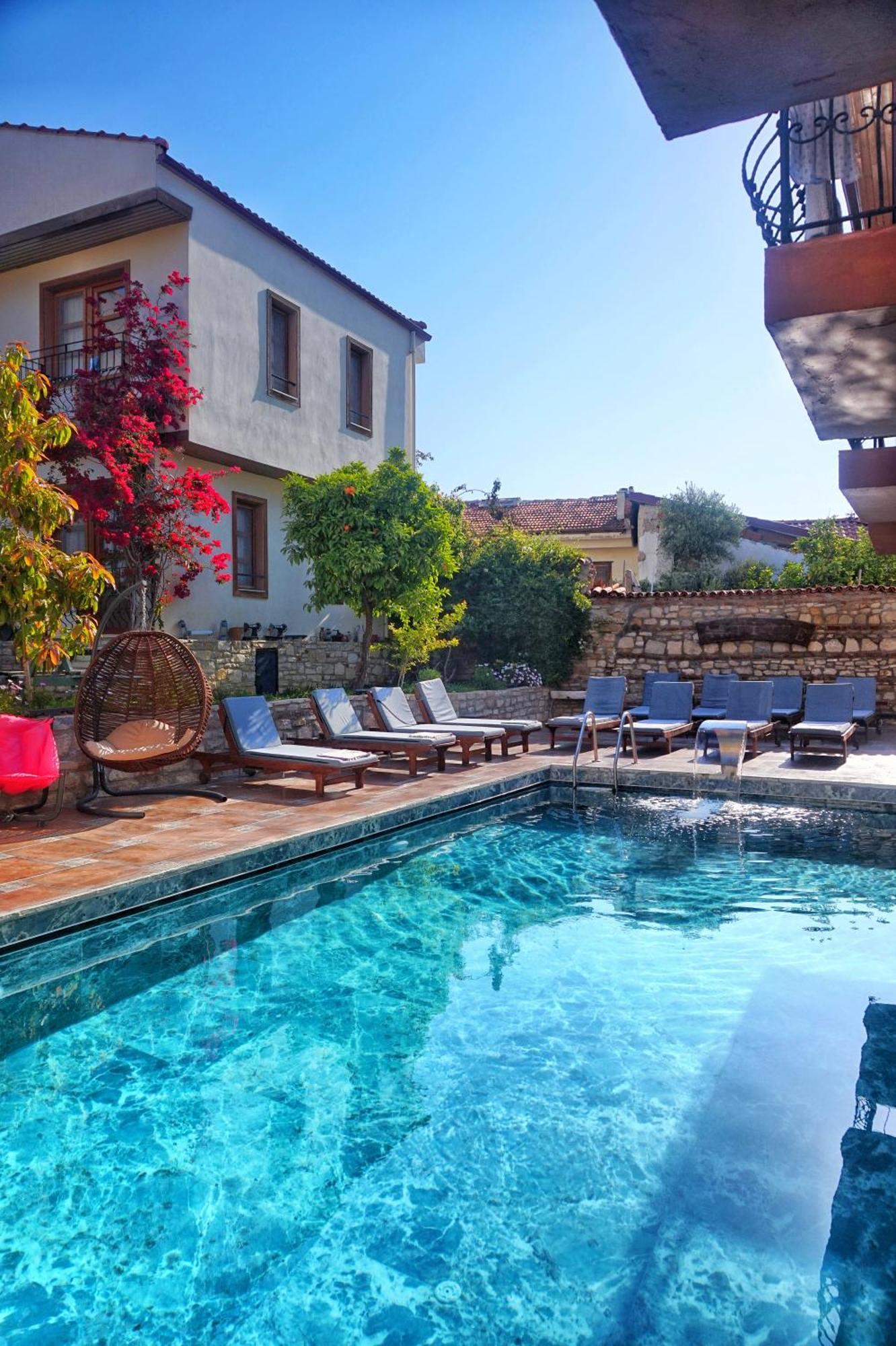 Sezgin Boutique Hotel Κουσάντασι Εξωτερικό φωτογραφία